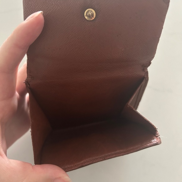 Louis Vuitton Monogram Trifold Wallet - Picture 5 of 10